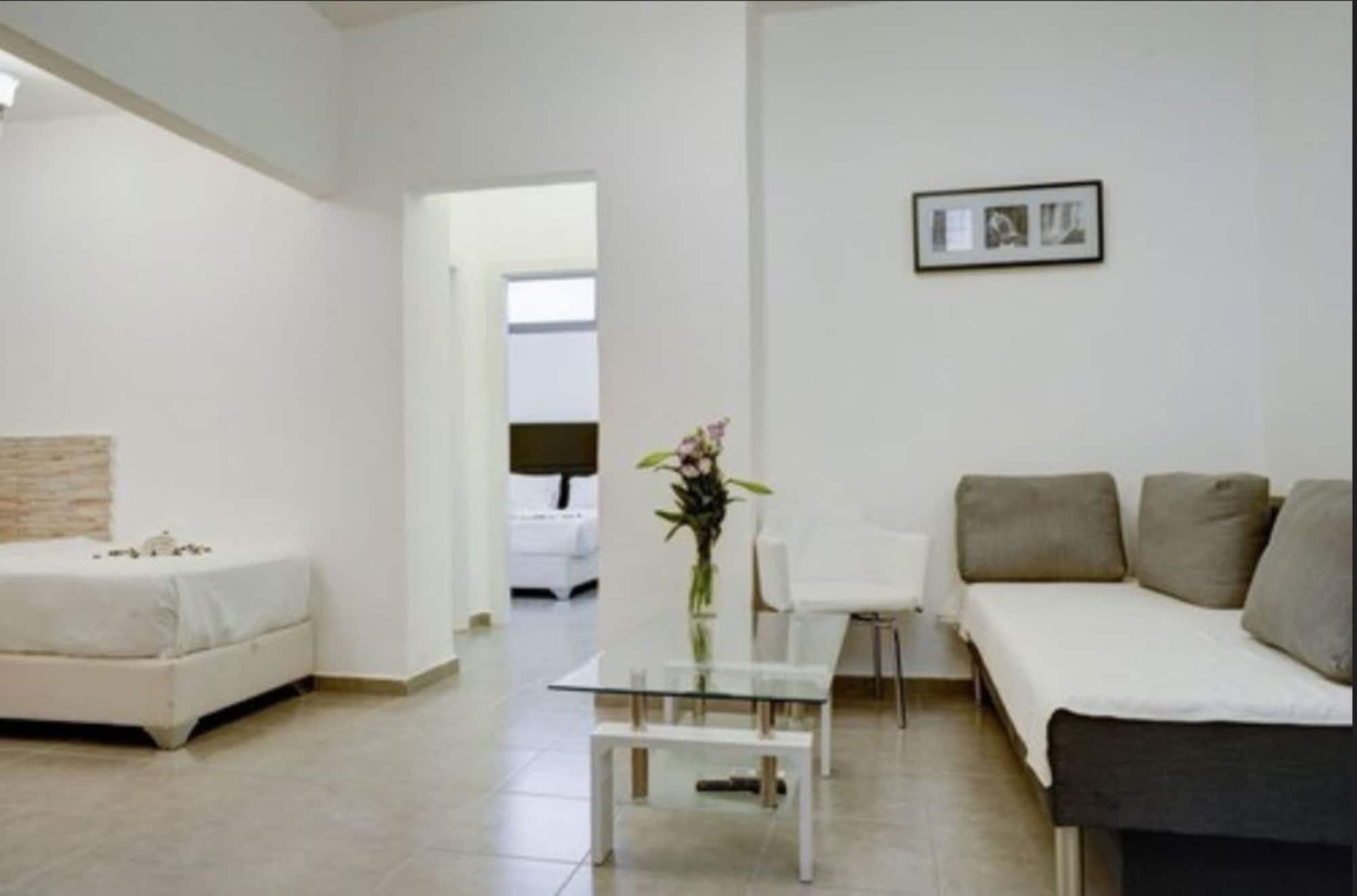 Liber Tel Aviv Sea Shore Suites By Raphael Hotels Exterior photo