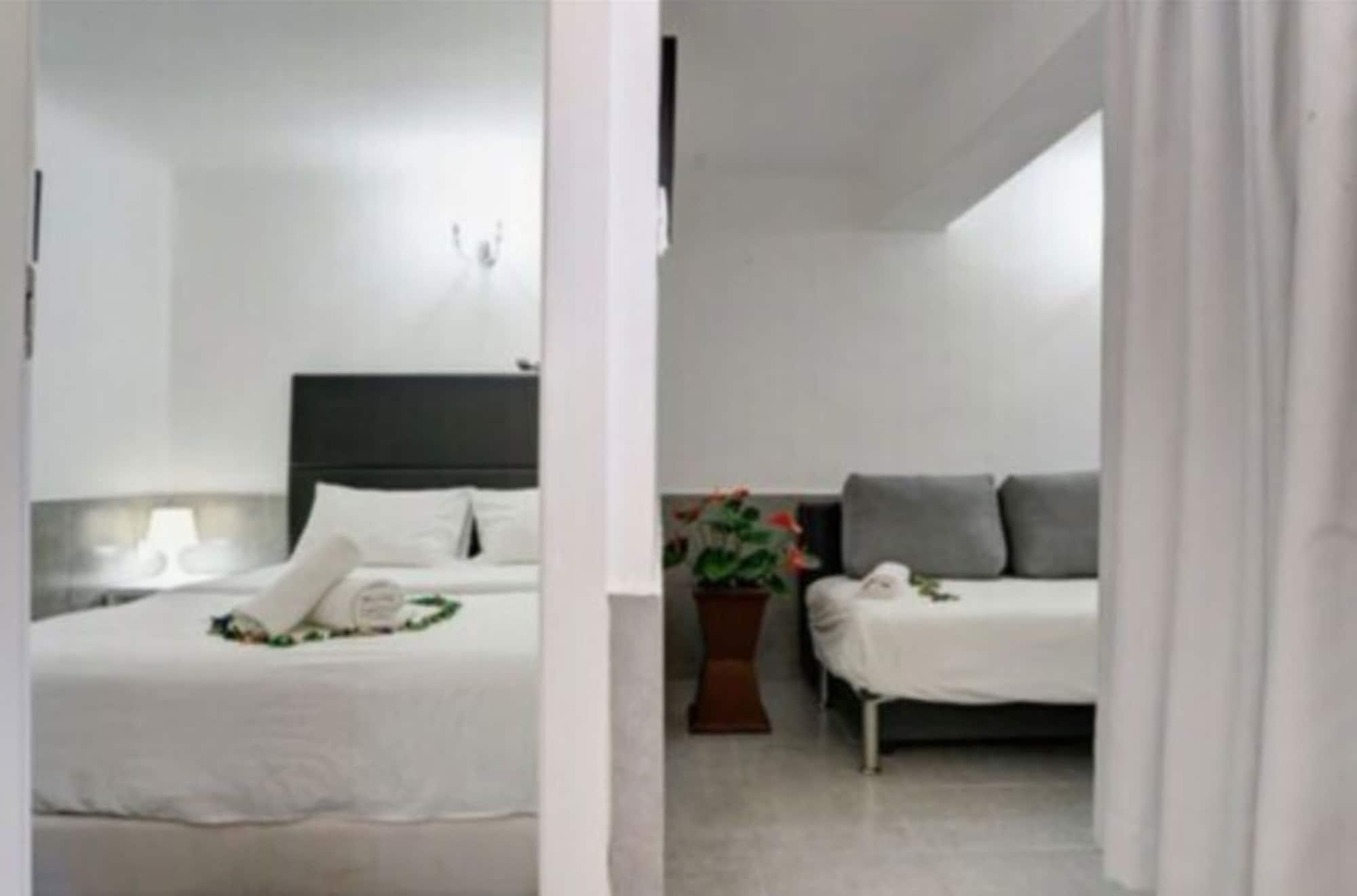 Liber Tel Aviv Sea Shore Suites By Raphael Hotels Exterior photo
