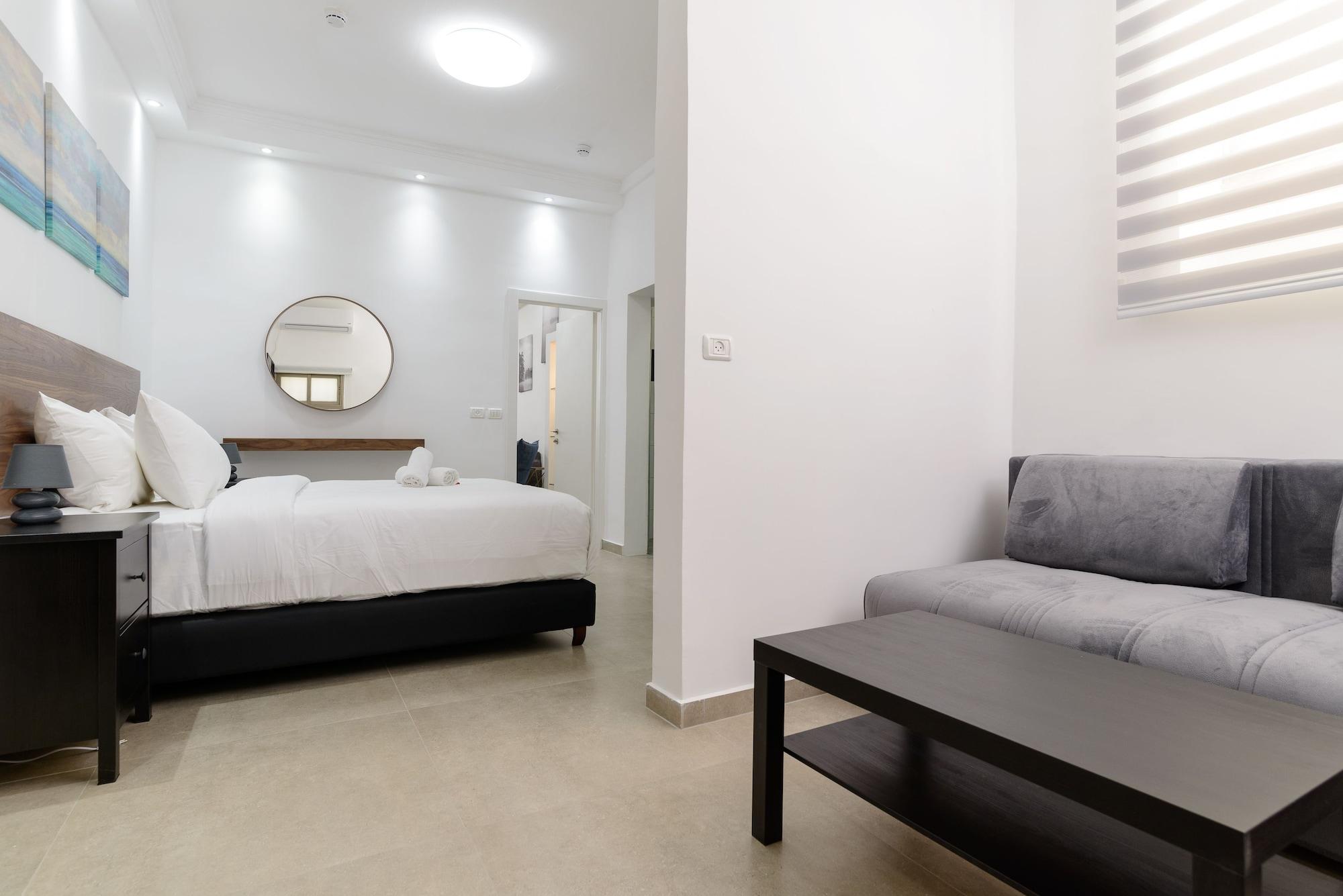 Liber Tel Aviv Sea Shore Suites By Raphael Hotels Exterior photo