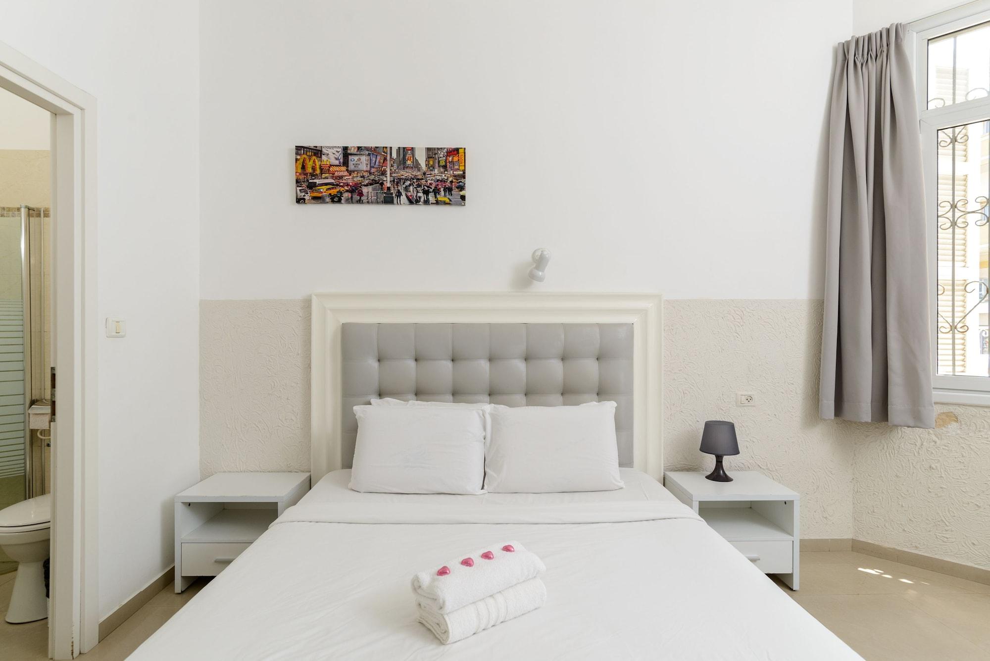 Liber Tel Aviv Sea Shore Suites By Raphael Hotels Exterior photo
